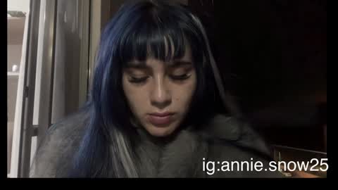 JEANNE no olvides seguirme dont forget follow me  uu online show from February 2025 02:40:01 AM