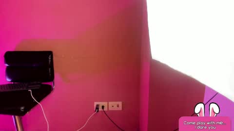 Annie Bluee online show from April 2026 11:00:01 AM