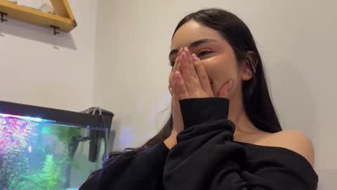 Cassandra online show from November 2025 03:45:02 AM