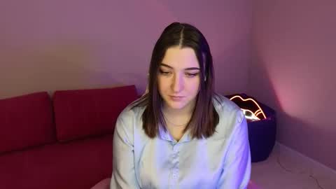 Snapshot of anniedodge chatting on October 2025 01:06:02 AM Annie online show from October 2025 01:06:02 AM
