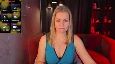 Snapshot of annielight chatting on December 2024 05:48:01 AM Annie online show from December 2024 05:48:01 AM