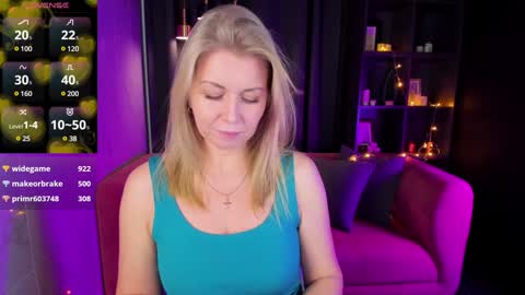 Snapshot of annielight chatting on December 2024 12:34:02 PM Annie online show from December 2024 12:34:02 PM