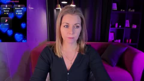 Snapshot of annielight chatting on February 2025 05:37:01 AM Annie online show from February 2025 05:37:01 AM