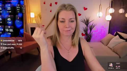 Snapshot of annielight chatting on February 2025 11:55:01 AM Annie online show from February 2025 11:55:01 AM