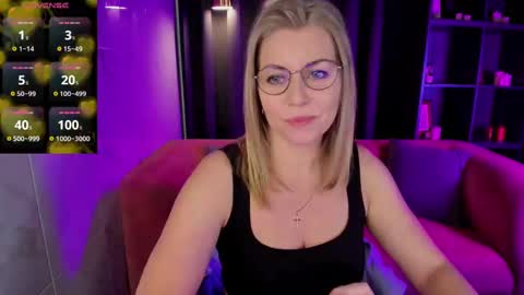 Snapshot of annielight chatting on March 2025 05:40:02 AM Annie online show from March 2025 05:40:02 AM