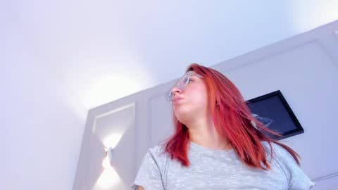 Annie online show from December 2024 05:22:01 PM