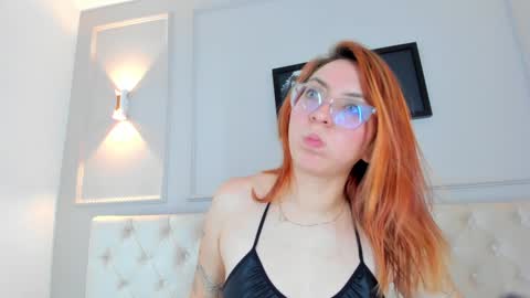 Annie online show from December 2024 04:39:01 PM