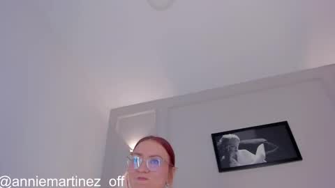 Annie online show from February 2025 11:44:02 AM