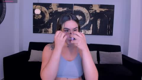 Annie Monroe online show from November 2025 11:43:01 AM