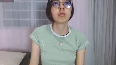 Annie Sparkle online show from April 2026 12:15:01 AM