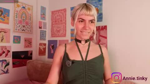 annietinky online show from March 2026 03:11:02 AM