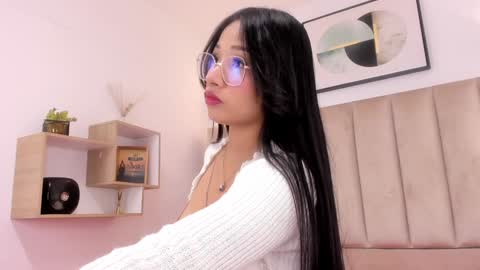 Annie Queen online show from January 2025 02:37:02 AM