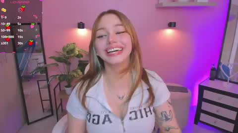 Snapshot of anniita_ chatting on July 2026 02:49:02 AM VIVIANNA online show from July 2026 02:49:02 AM