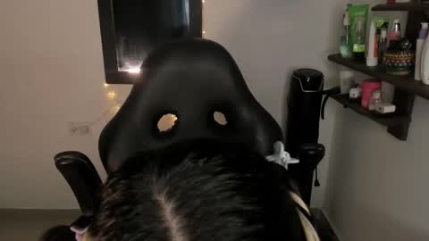 Annika online show from January 2026 12:57:01 AM