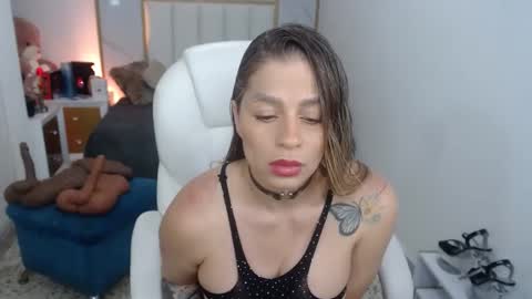Snapshot of annita_cooper_ chatting on February 2025 03:30:02 PM anna online show from February 2025 03:30:02 PM