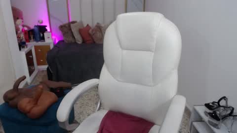 Snapshot of annita_cooper_ chatting on March 2025 11:44:02 PM anna online show from March 2025 11:44:02 PM