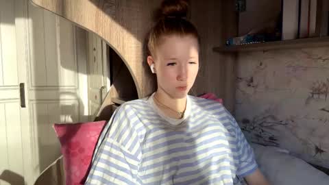 Kira online show from March 2026 12:53:02 PM