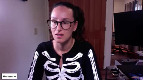 Snapshot of annmarieferrara chatting on October 2025 04:15:02 PM Ann online show from October 2025 04:15:02 PM