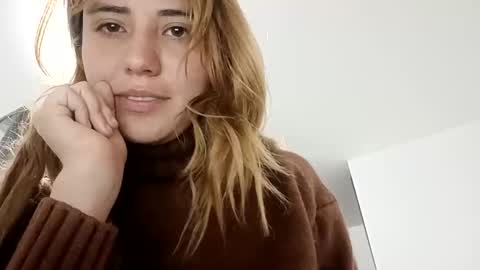 annrousse online show from September 2025 02:23:01 AM