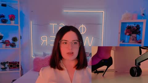 Ann Terry 3 online show from December 2024 11:50:02 AM