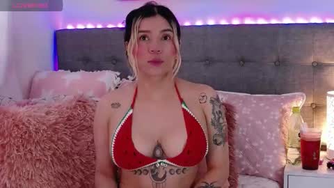 Antonella Lee online show from April 2026 05:56:01 PM