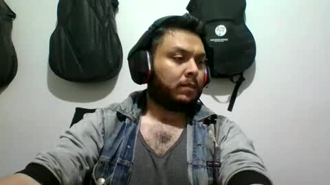 lion kennedy independent model moderator online show from September 2025 01:51:02 AM