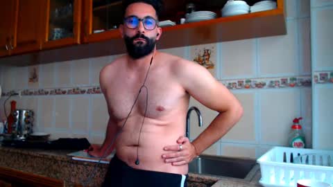 Snapshot of annuler_9 chatting on December 2024 03:42:02 PM adrenalinE online show from December 2024 03:42:02 PM