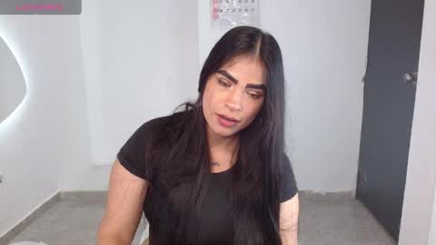 Anny  online show from April 2026 03:39:01 AM