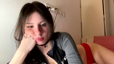 Ana online show from October 2025 01:23:02 PM