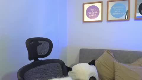 ANNY LOUIS online show from October 2025 07:33:01 PM