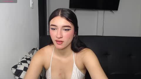 Anny online show from October 2025 02:06:01 PM