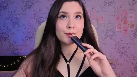 Snapshot of anny_shine chatting on October 2025 03:32:02 AM Annie online show from October 2025 03:32:02 AM