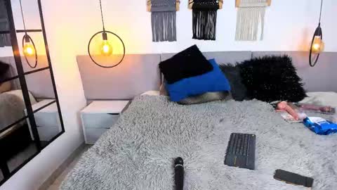anny_stan online show from September 2025 07:13:01 PM