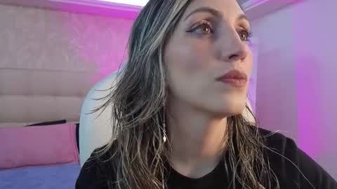 Anny online show from February 2026 11:58:02 AM