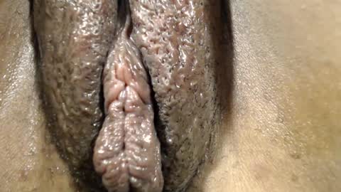 Anny online show from July 2026 06:00:02 PM