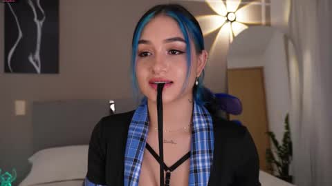    online show from December 2025 02:29:02 AM