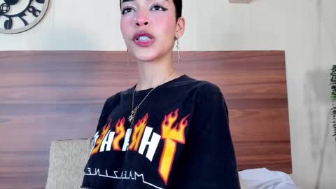 Anny Kitty online show from October 2025 03:58:02 AM