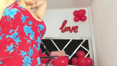 Snapshot of annyrosee chatting on February 2025 09:21:02 PM Anny online show from February 2025 09:21:02 PM