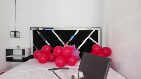 Snapshot of annyrosee chatting on February 2025 07:52:02 PM Anny online show from February 2025 07:52:02 PM