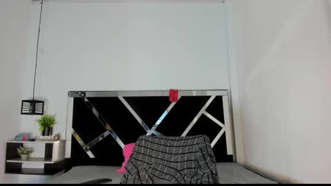 Snapshot of annyrosee chatting on March 2025 08:44:02 PM Anny online show from March 2025 08:44:02 PM