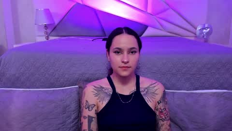 AnnyT online show from January 2025 10:13:02 PM