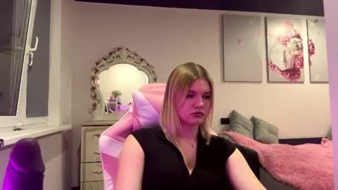 Snapshot of annyvibess chatting on June 2026 09:16:01 PM annyvibess online show from June 2026 09:16:01 PM