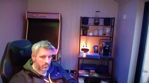 anonymousblokeuk online show from February 2025 03:08:01 PM