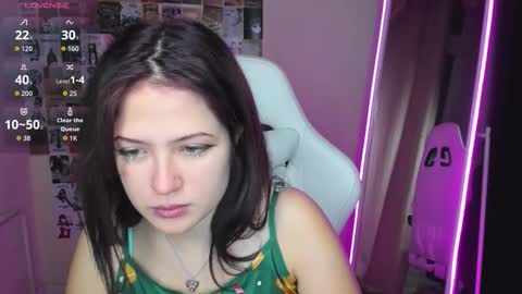 Snapshot of anora_millerr chatting on October 2025 03:20:02 PM Anora online show from October 2025 03:20:02 PM