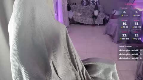 jasperD online show from October 2025 06:43:01 PM