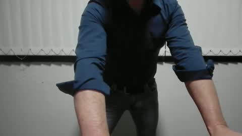 Snapshot of antarctic_male33 chatting on January 2025 07:10:02 AM antarctic male online show from January 2025 07:10:02 AM