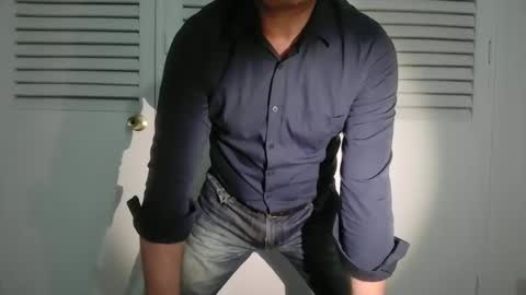 Snapshot of antarctic_male33 chatting on January 2025 04:38:01 AM antarctic male online show from January 2025 04:38:01 AM