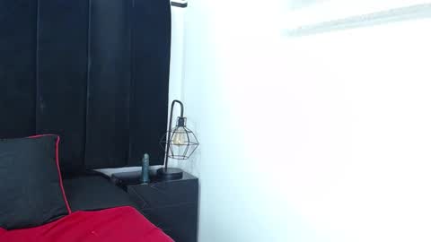 Snapshot of anthonelaa__ chatting on March 2025 01:31:02 AM Anthonelaa online show from March 2025 01:31:02 AM
