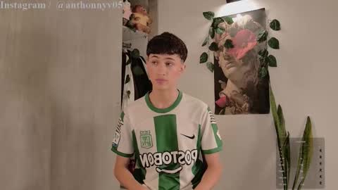 Snapshot of anthonny_05 chatting on September 2025 11:48:01 PM TONY NEW ACCOUNT online show from September 2025 11:48:01 PM
