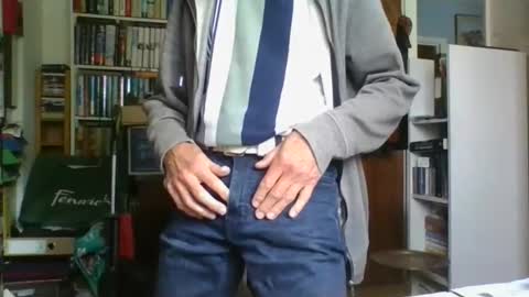 anthonyxxaa online show from November 2025 12:37:02 PM